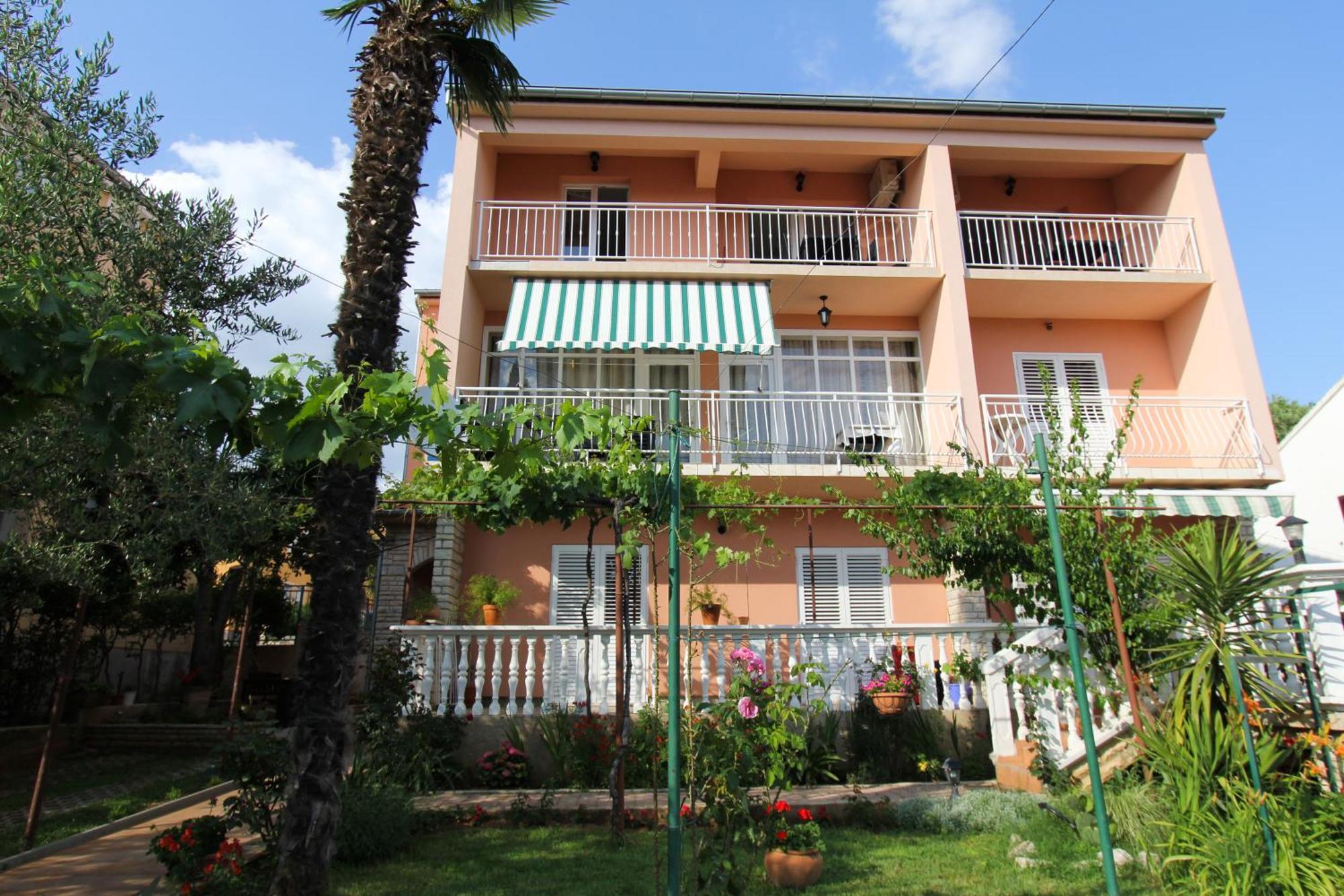 Apartmani Roje Sveti Filip I Jakov Exterior foto